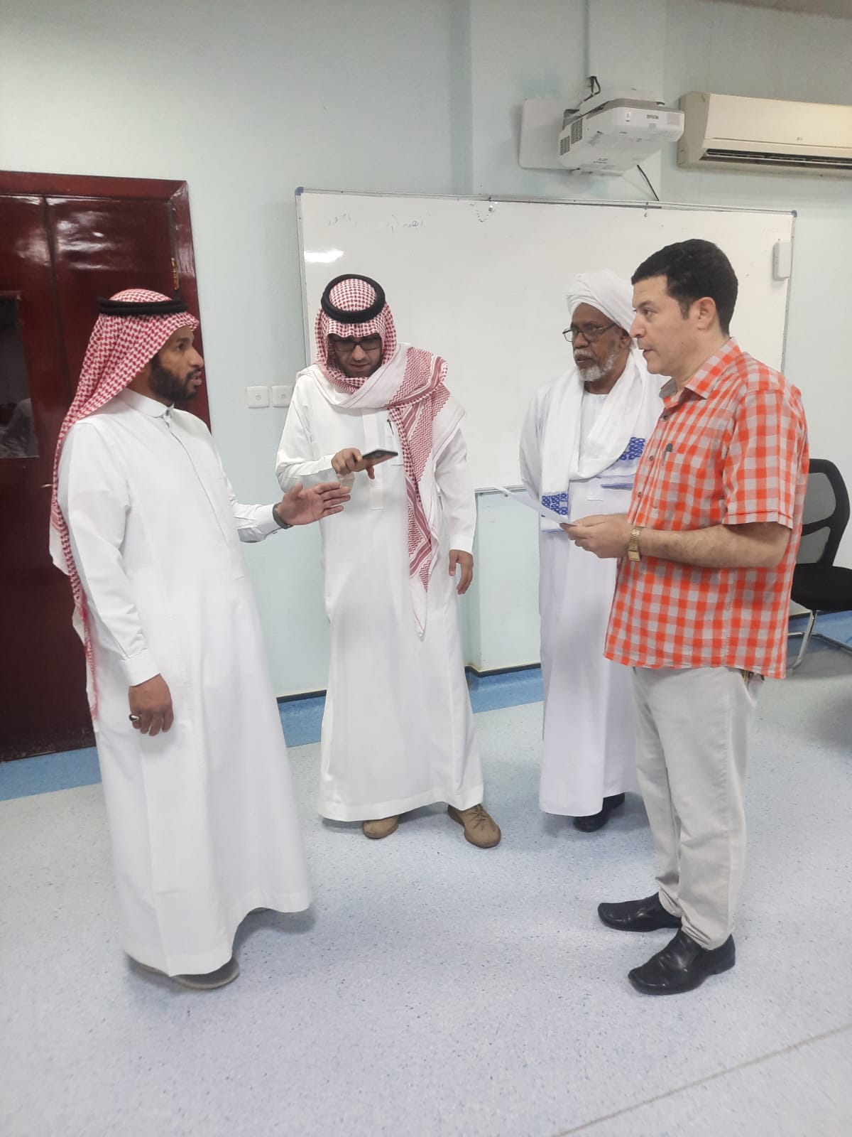The University Vice President for Educational Affairs reviews the progress of final exams